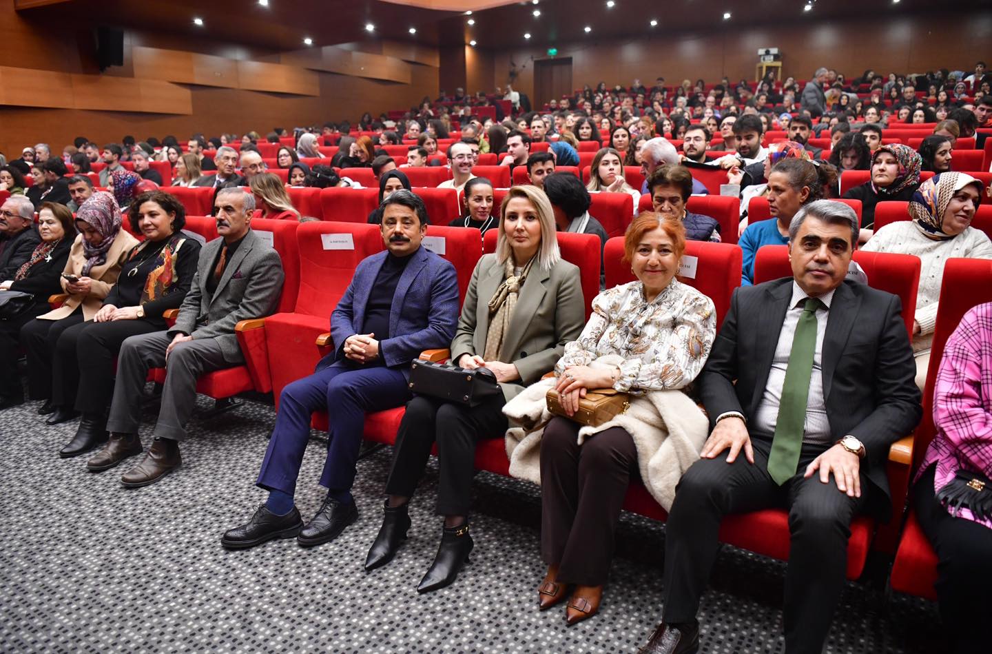 Kırşehir’de “Devlet Ana” Sahnelendi-1