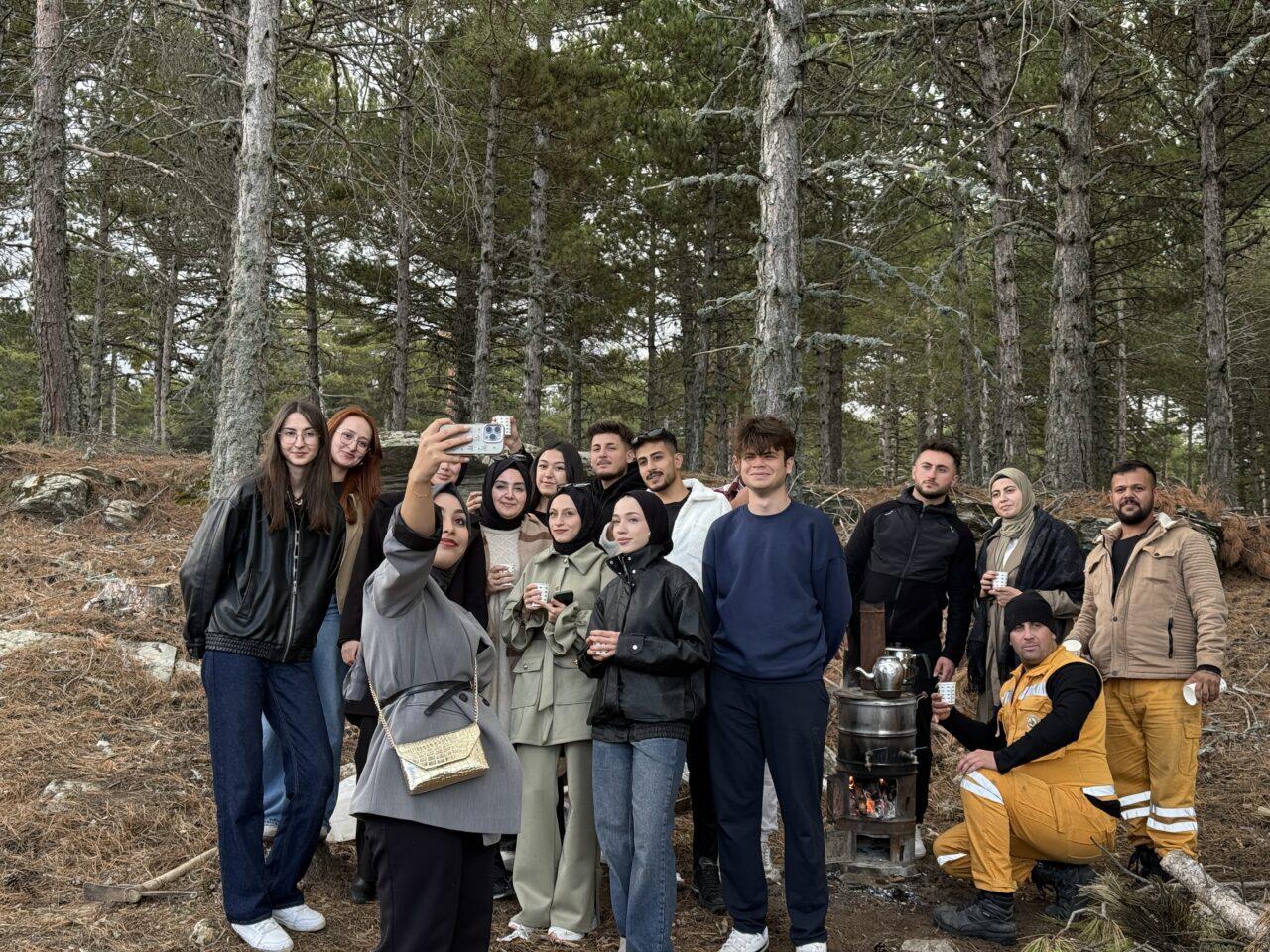 Kırşehirli Gençler Aydın’da “Umudu” Sergiledi (4)