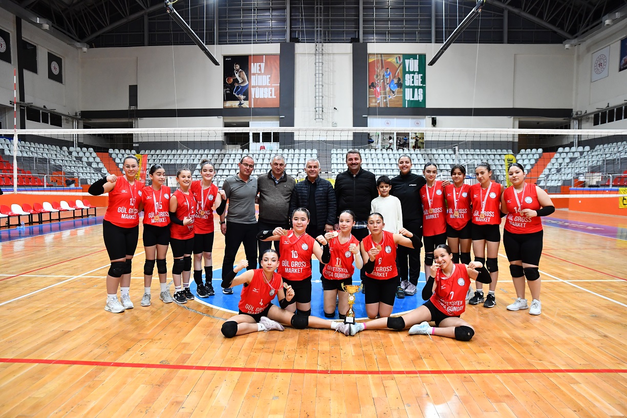 Kızıközüspor Kupasına Kavuştu (3)