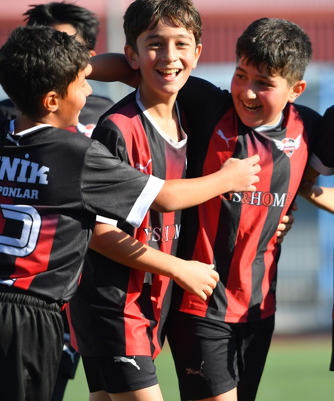 Minik Kramponlar Geri Döndü 1 0’Dan 2 1’E (2)