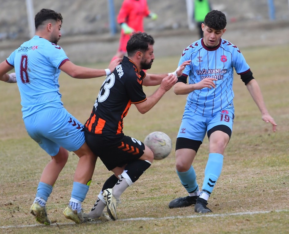 Yetişen Yıldızlar, Tokat’tan Da Farklı Yenilgiyle Döndü 6 2 (3)