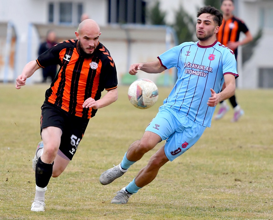 Yetişen Yıldızlar, Turhalspor Deplasmanında Puan Arayacak (1)