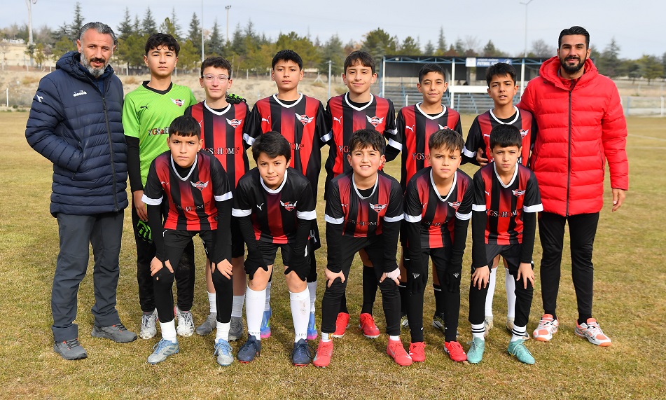 Zirvede Hattında 2 Takım Bulunuyor (2)