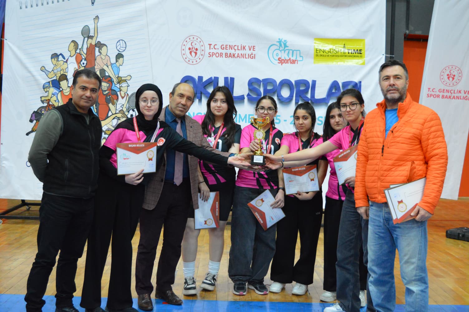 Aşıkpaşa Mtal Futsalda Il Üçüncüsü Oldu (2)