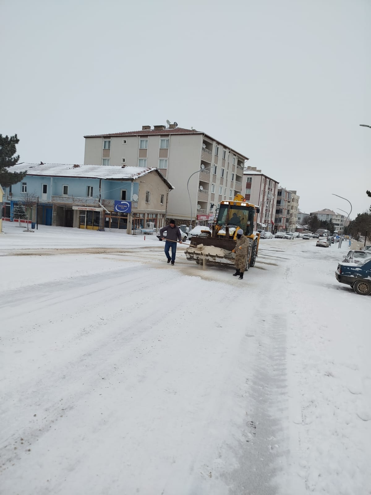 Çiçekdağı’nda Karla Mücadele Çalışmaları Yeni Yılda Da Devam Ediyor1