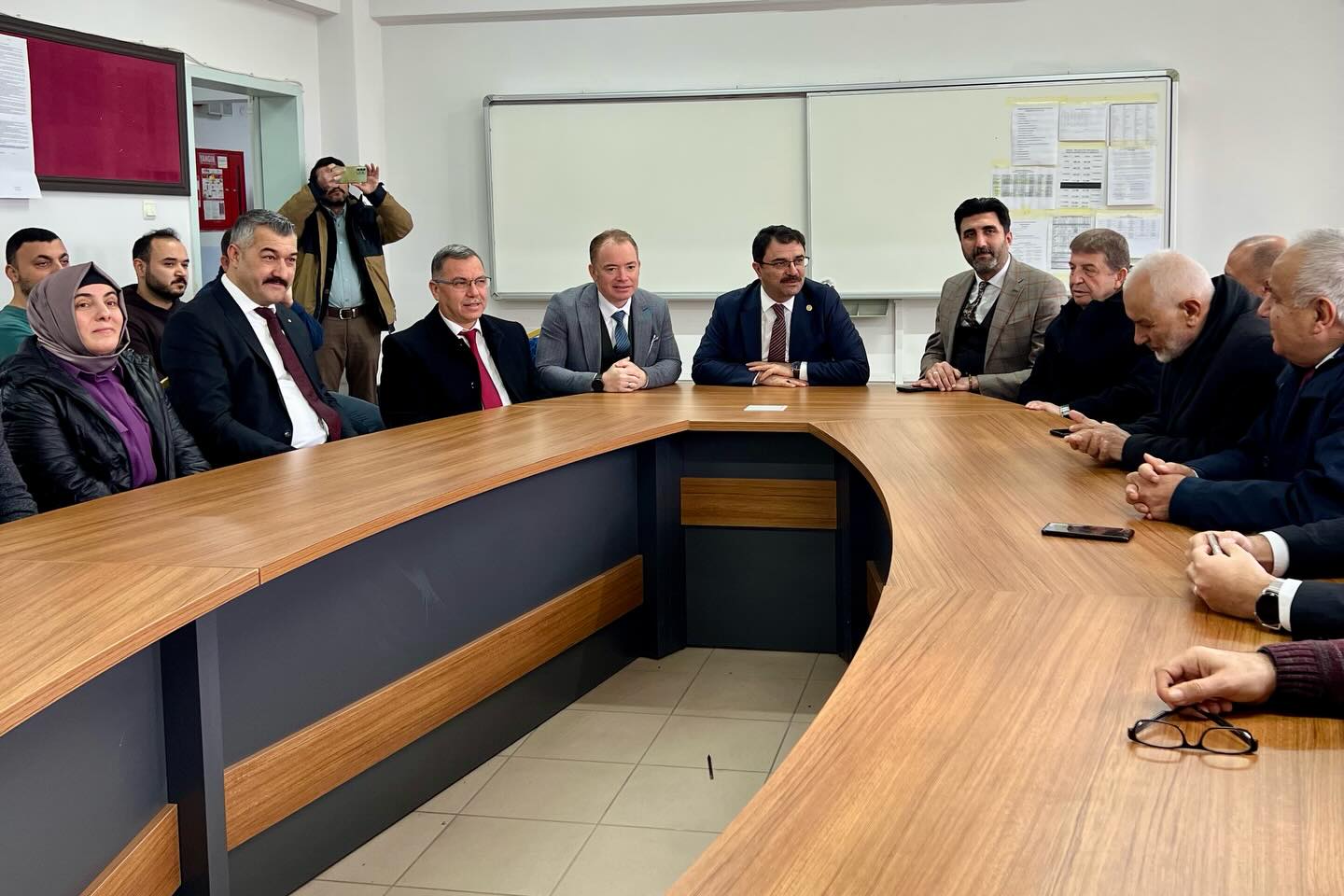 Eğitim Yöneticilerinden Çiçekdağı Ve Yerköy’de Okul Ziyaretleri 1