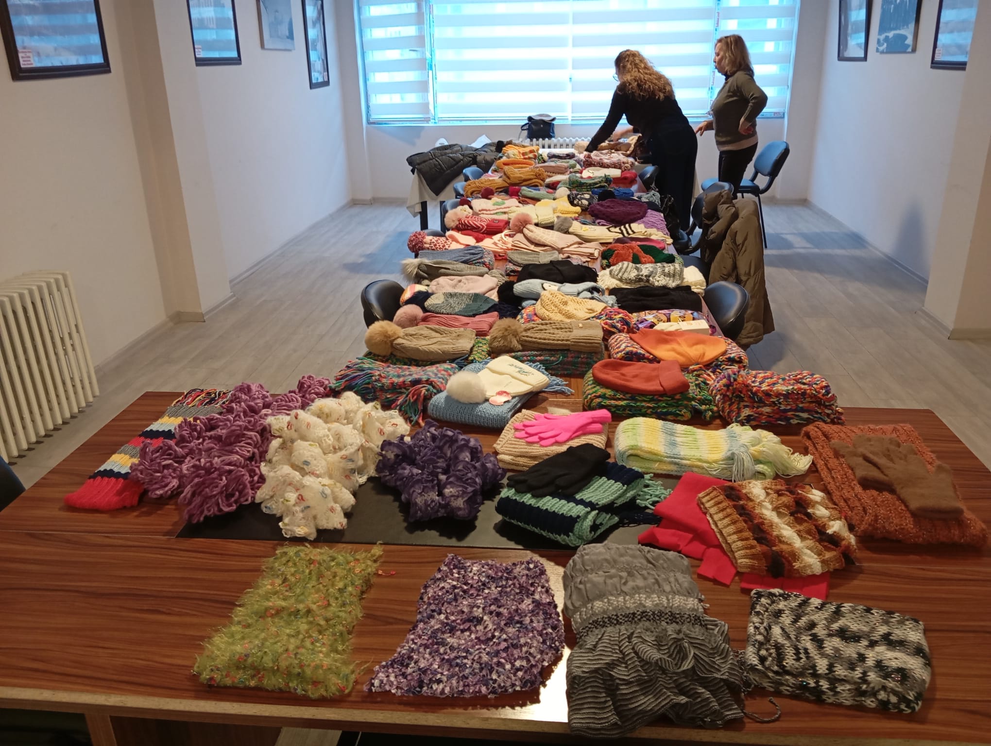 Minik Yüreklere Sıcak Dokunuş