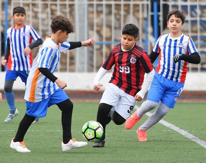 Ömer Halisdemir, Ilk Galibiyetini 3 Golle Aldı 3 1 (3)