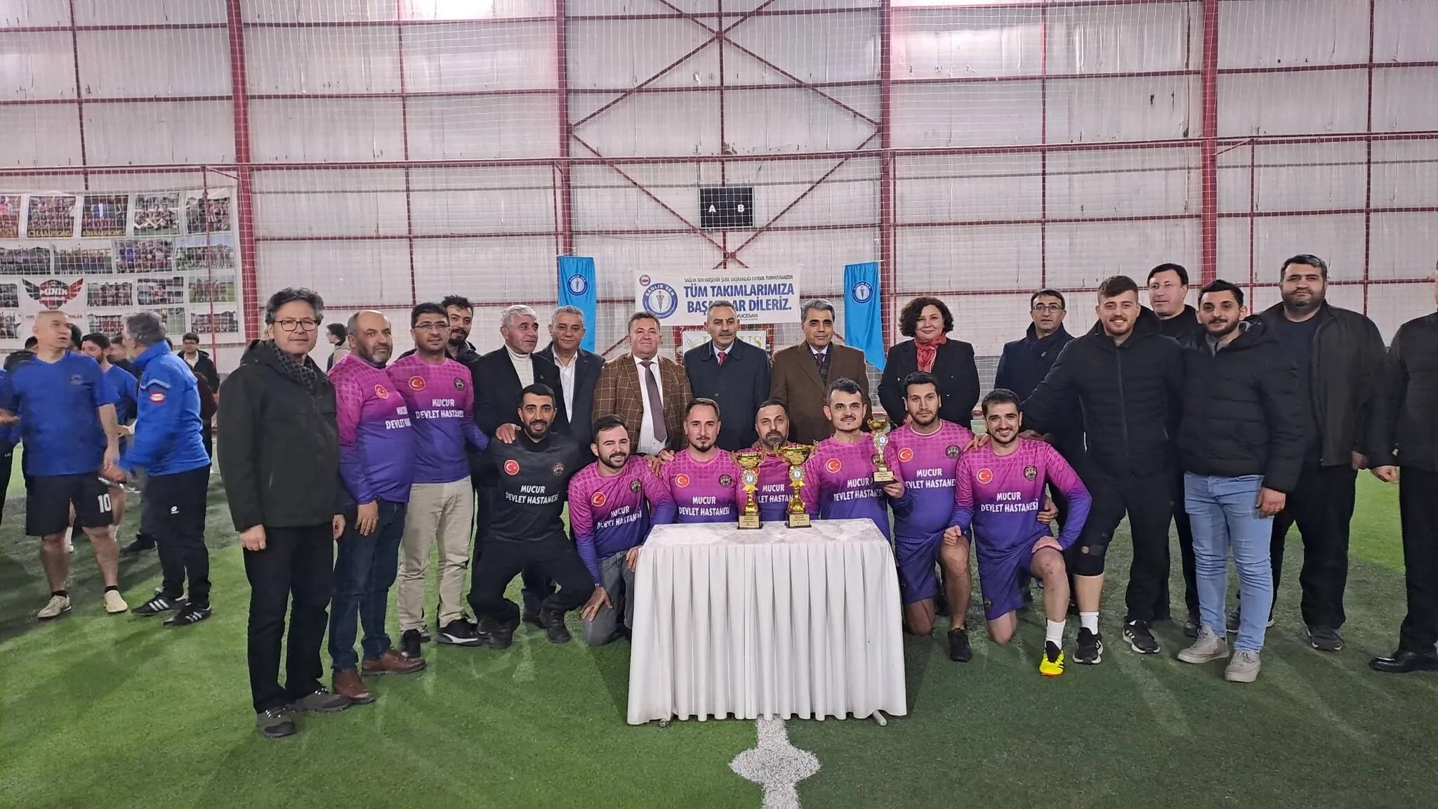 Sağlik Çalişanlari Sahada Buluştu (3)