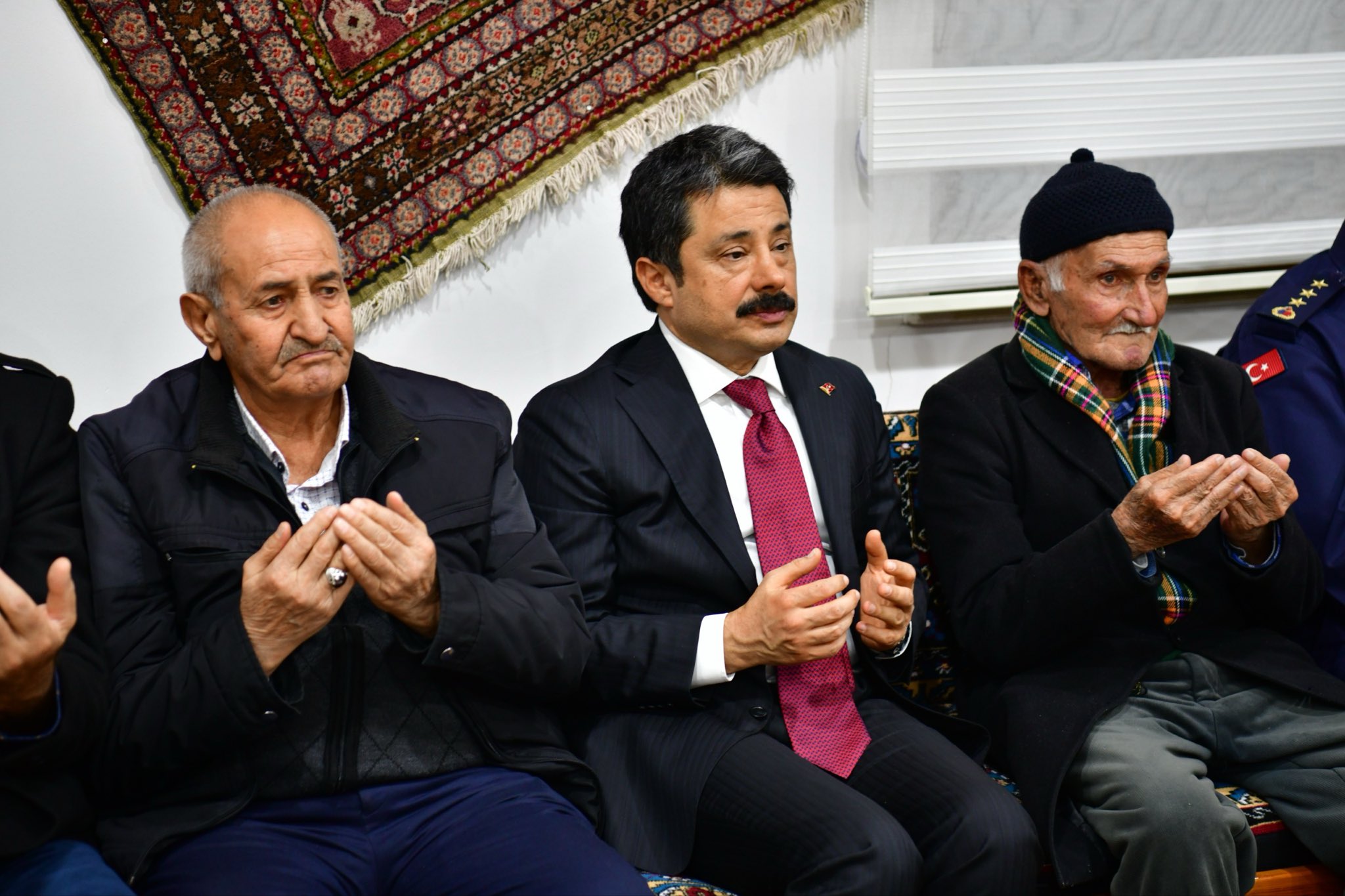 Vali Demiryürek, Miraç Kandili’nde Şehit Aileleriyle Buluştu2