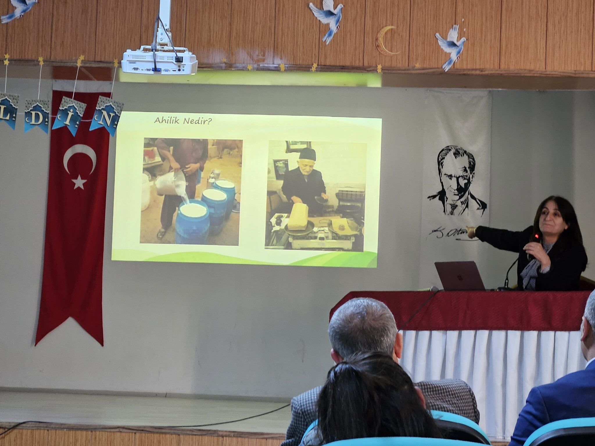 Ahilik Erdemleri Boztepe’de Ramazan Sofrasında Buluştu