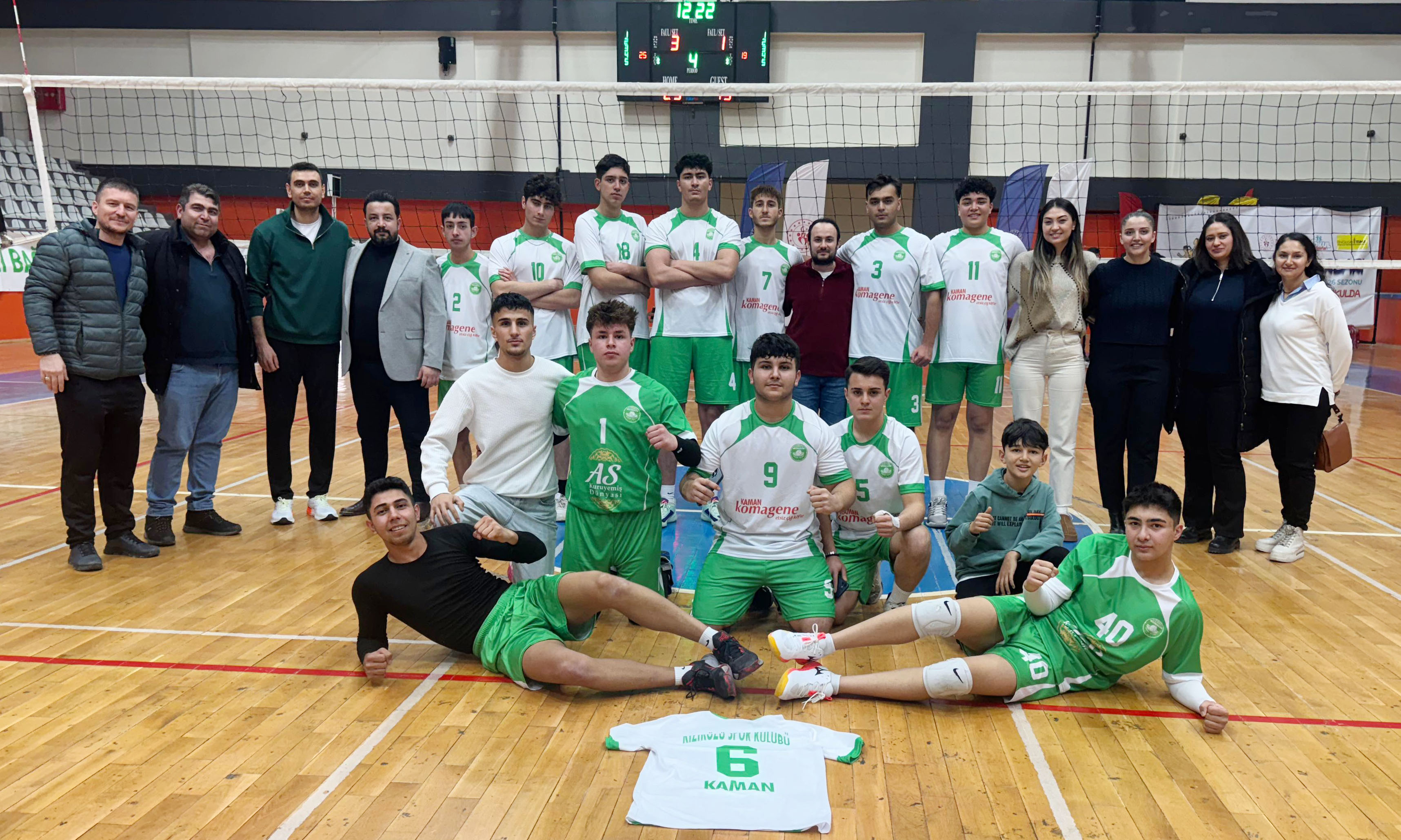 Kaman Voleybolu Tarihi Sezonunu Yaşadı (2)