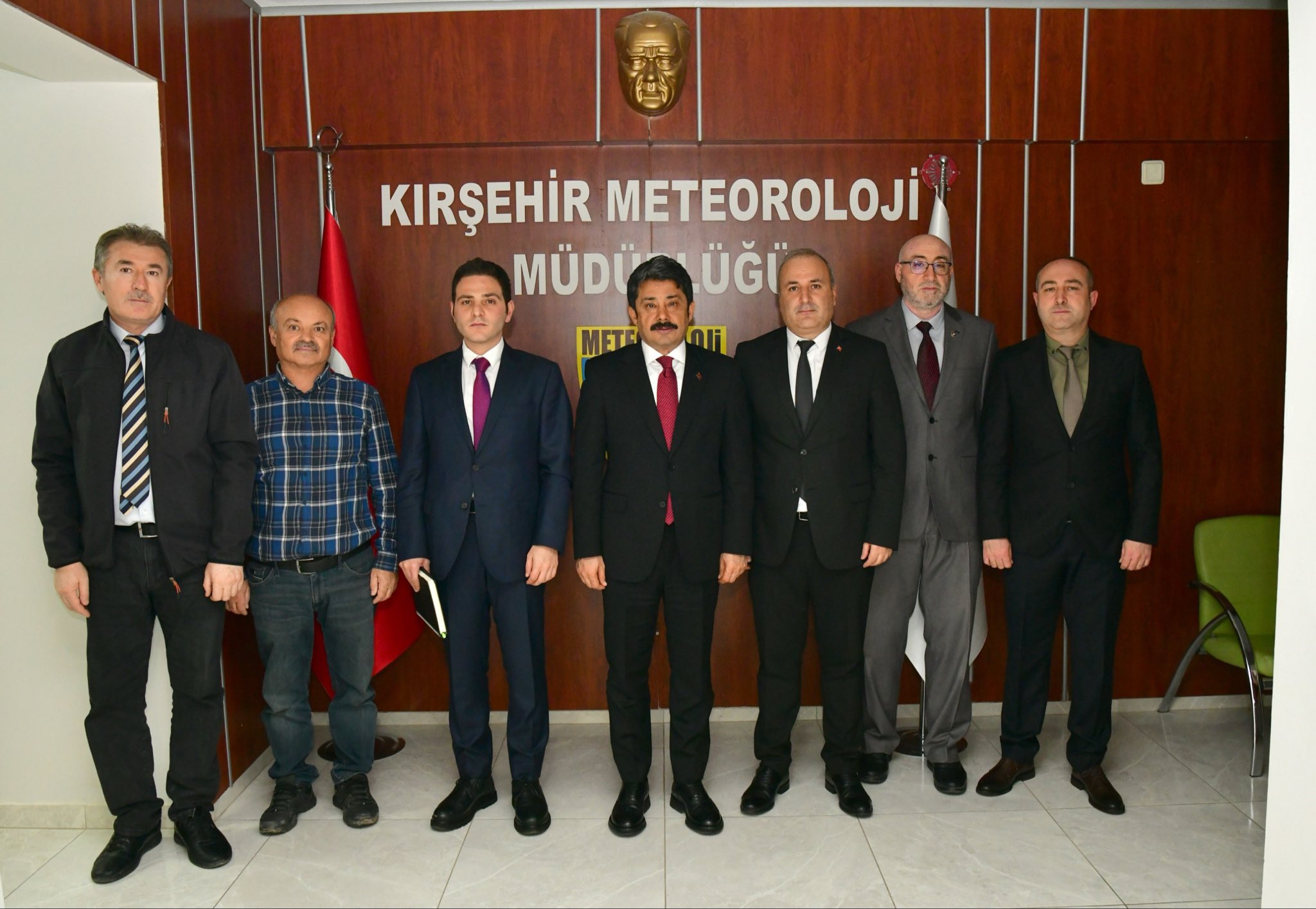 Kırşehir Valisi Demiryürek’ten Kurumlara Çıkarma