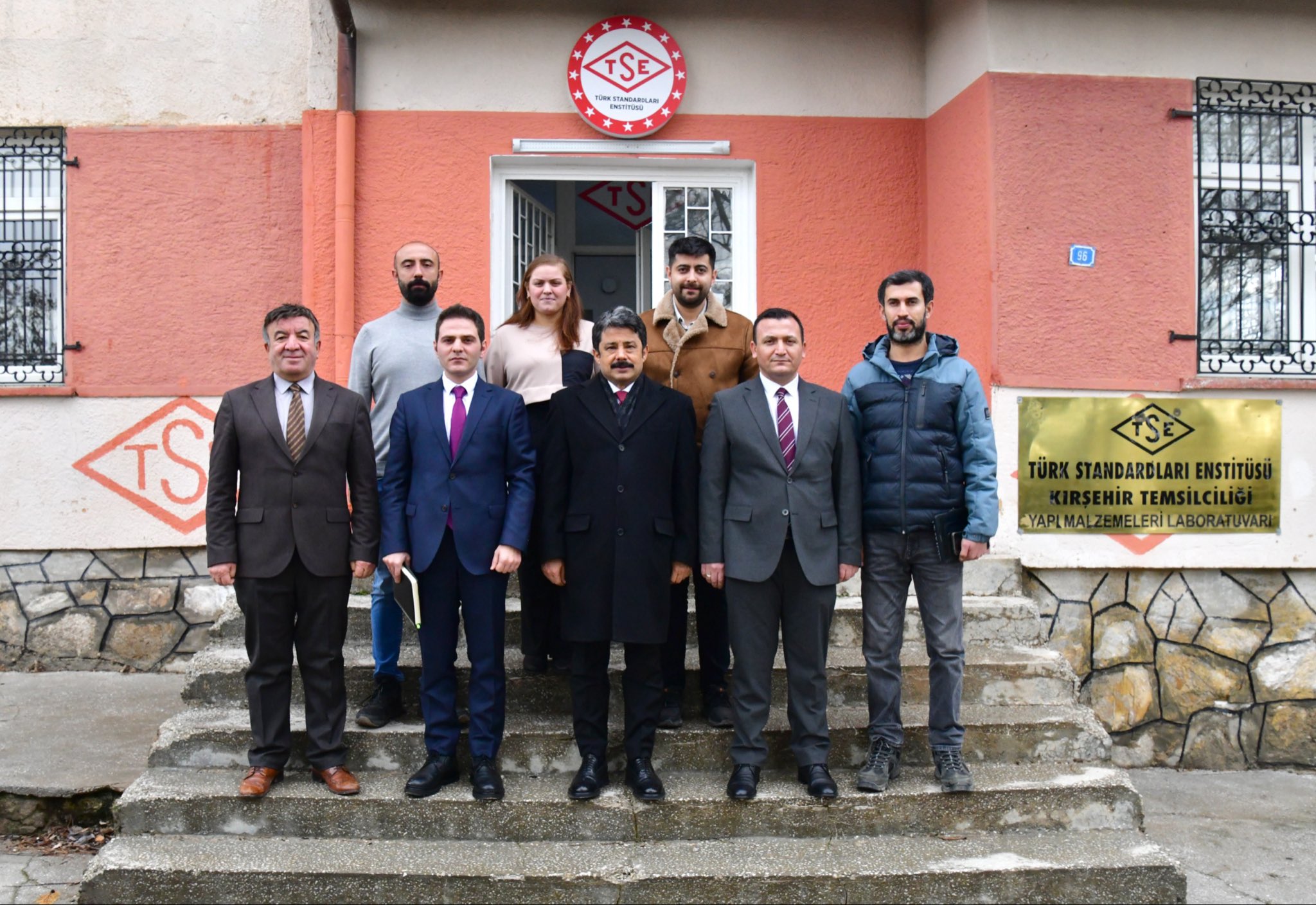 Kırşehir Valisi Demiryürek’ten Kurumlara Çıkarma1