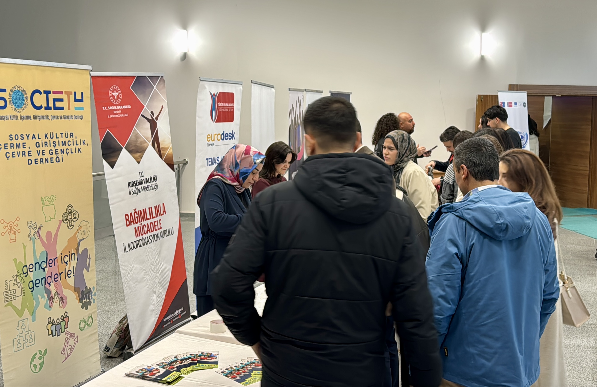 Kırşehir'de Bağımlılıklardan Özgür Türkiye Projesi Başlatıldı