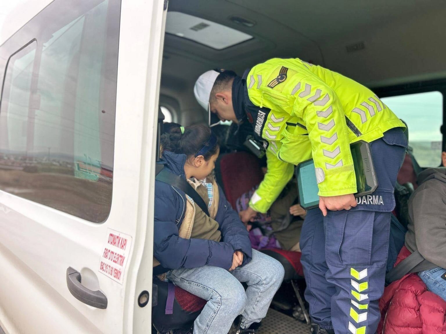 Kırşehir’de Eğitim Yolunda “Jandarma Kalkanı”