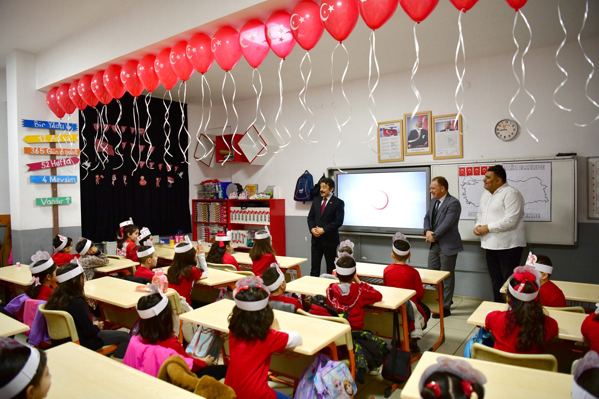 Kırşehir’de Okulun İlk Gününde Milli Gurur2