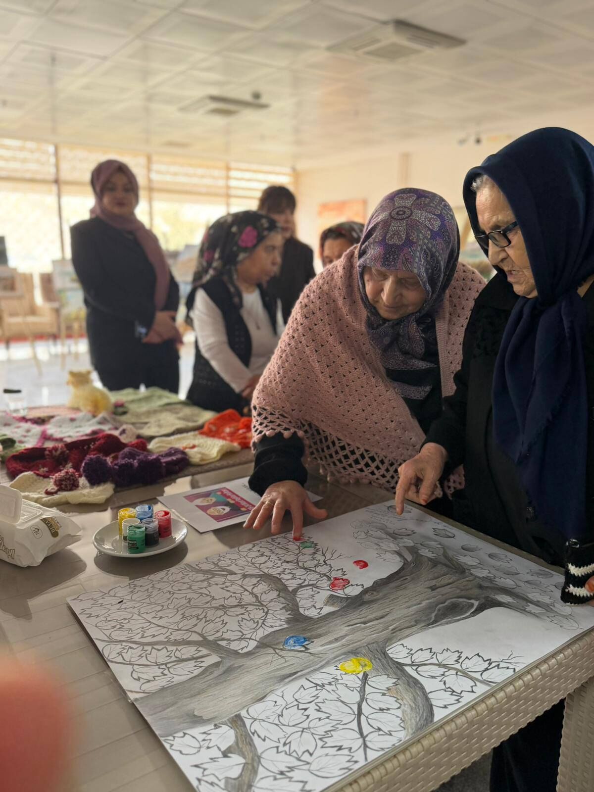 Anlamlı Kutlama Huzurevinde Duygu Dolu Sergi 2