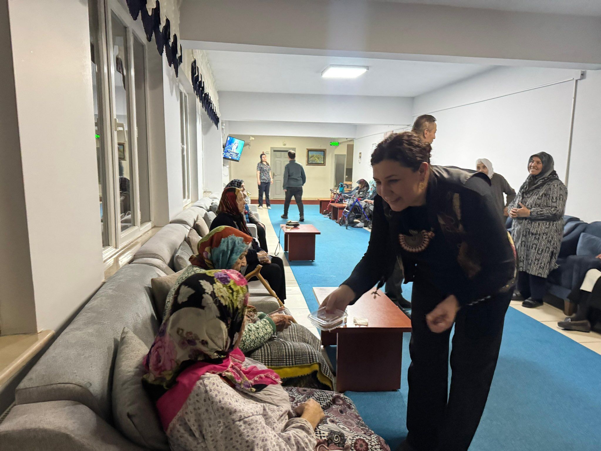 Büyüklerin Duası, Hastaların Şifası İçin Lokmalar Döküldü