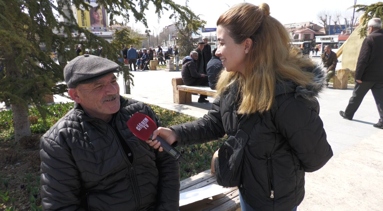 Cacabey Meydanı’nda Bayram Telâşı1