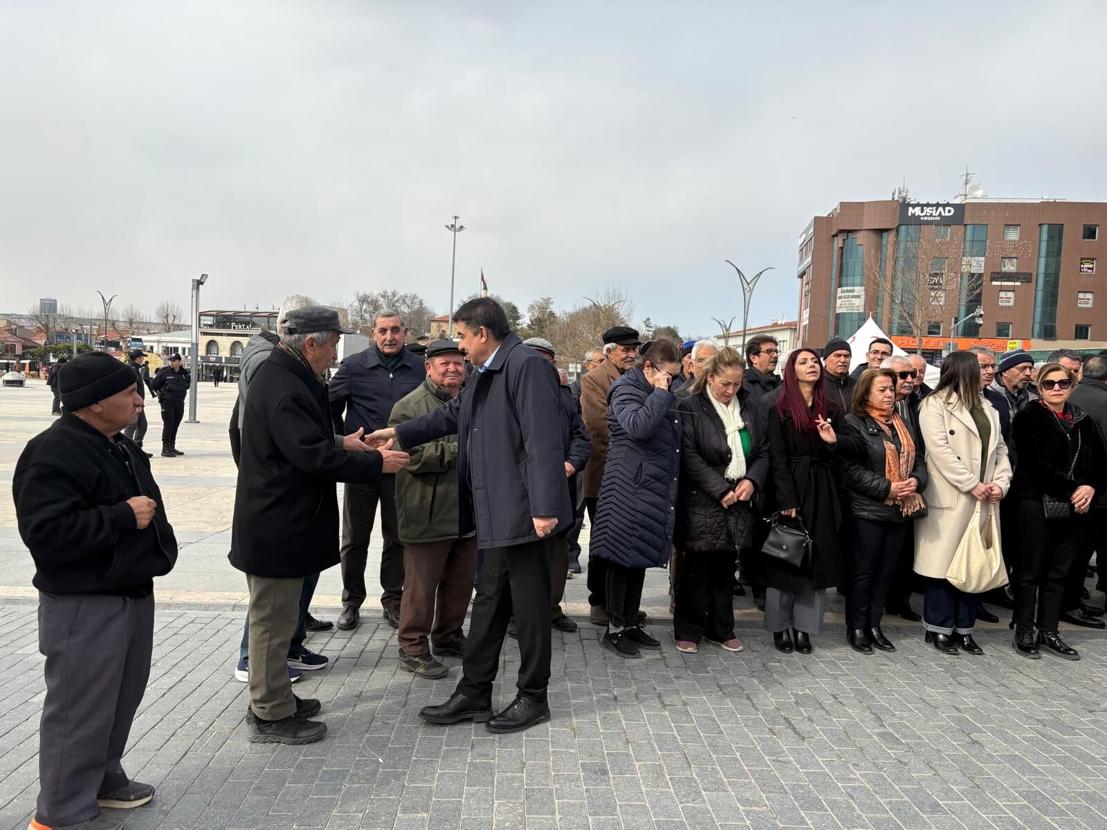 Ekrem İmamoğlu’nun Sözü Cacabey Meydanı’ndan Yükseldi!..