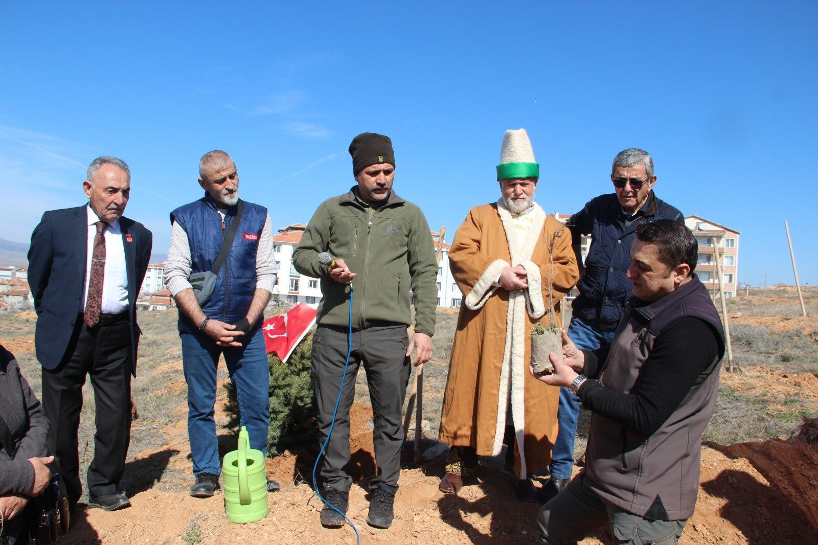 Kırşehir’de 438 Şehit İçin Fidanlar Toprakla Buluştu 2