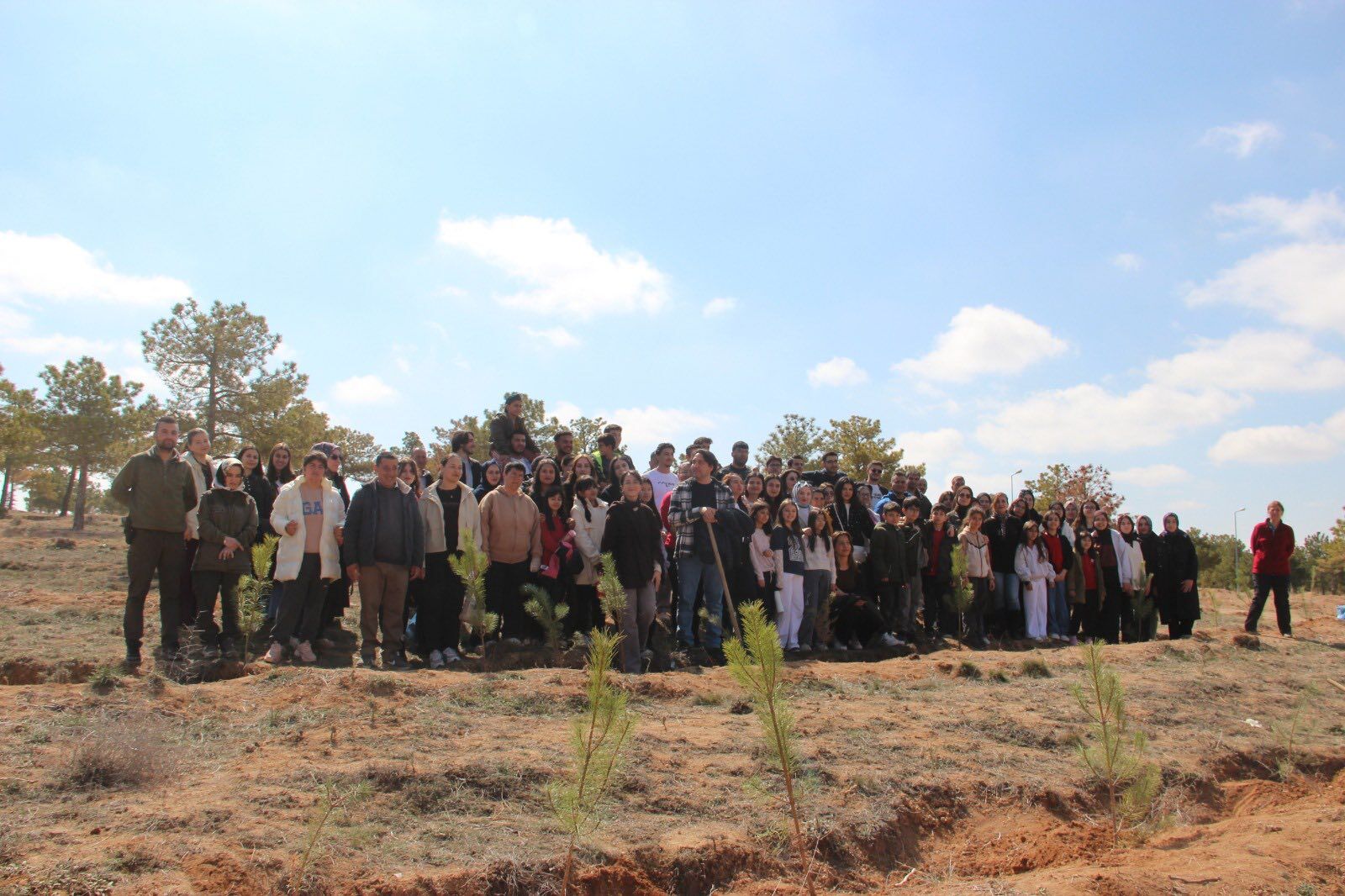 Kök Salan Gelecekkırşehir’de Ağaç Dikim Etkinliği2