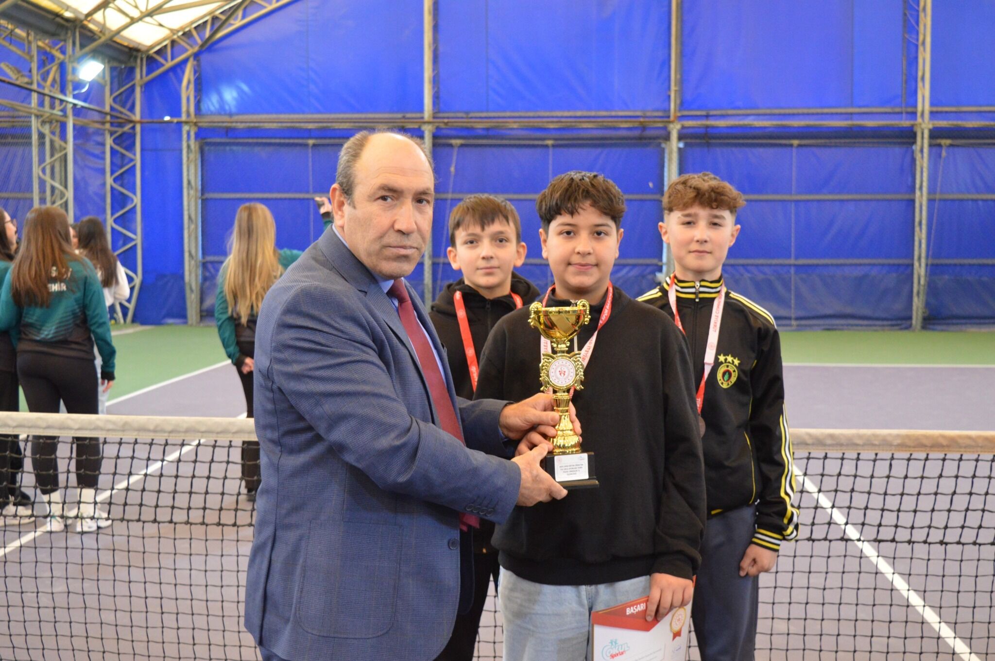 Okul Sporları Tenis Müsabakaları Tamamlandı (2)