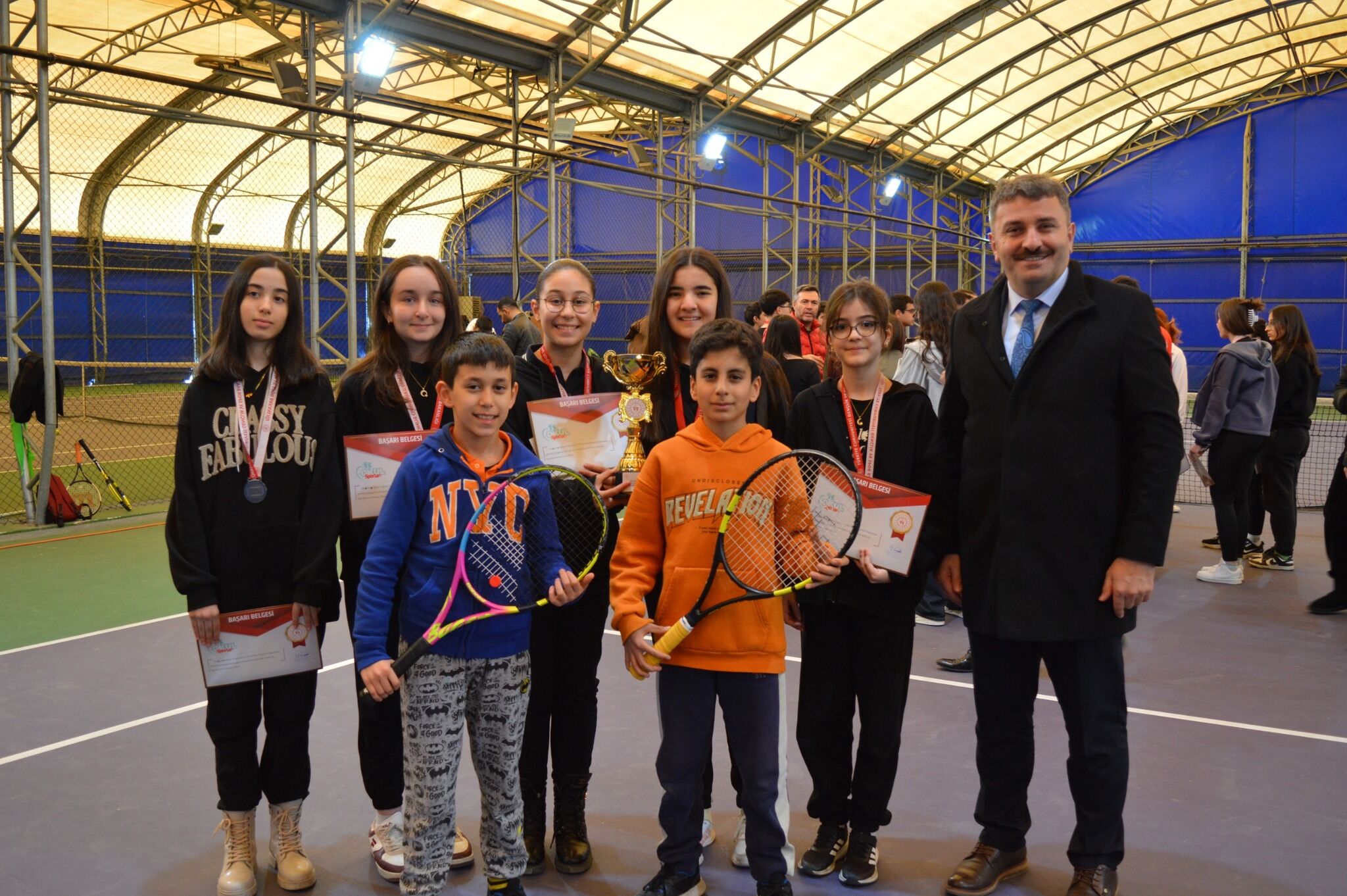Okul Sporları Tenis Müsabakaları Tamamlandı (4)