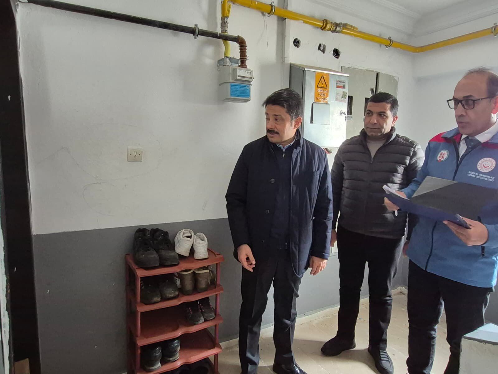 Vali Demiryürek’ten İhtiyaç Sahibi Ailelere Şefkat 2