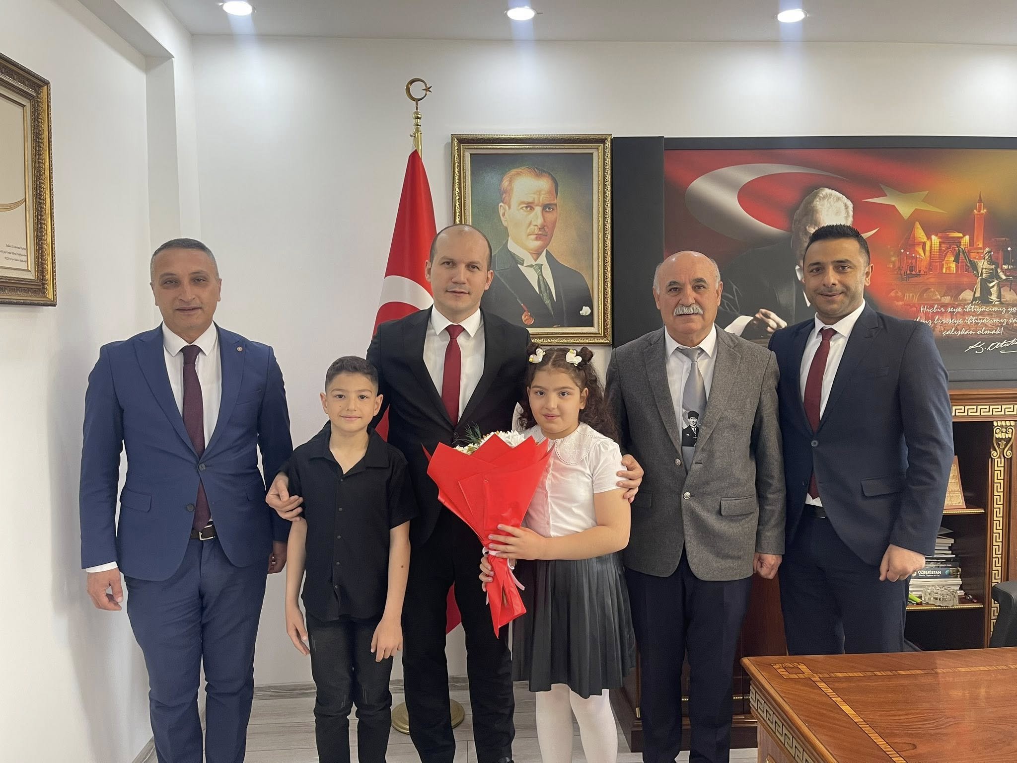 Boztepe’de 23 Nisan’da Coşkusu Kaymakamlık Makamına Taşındı1