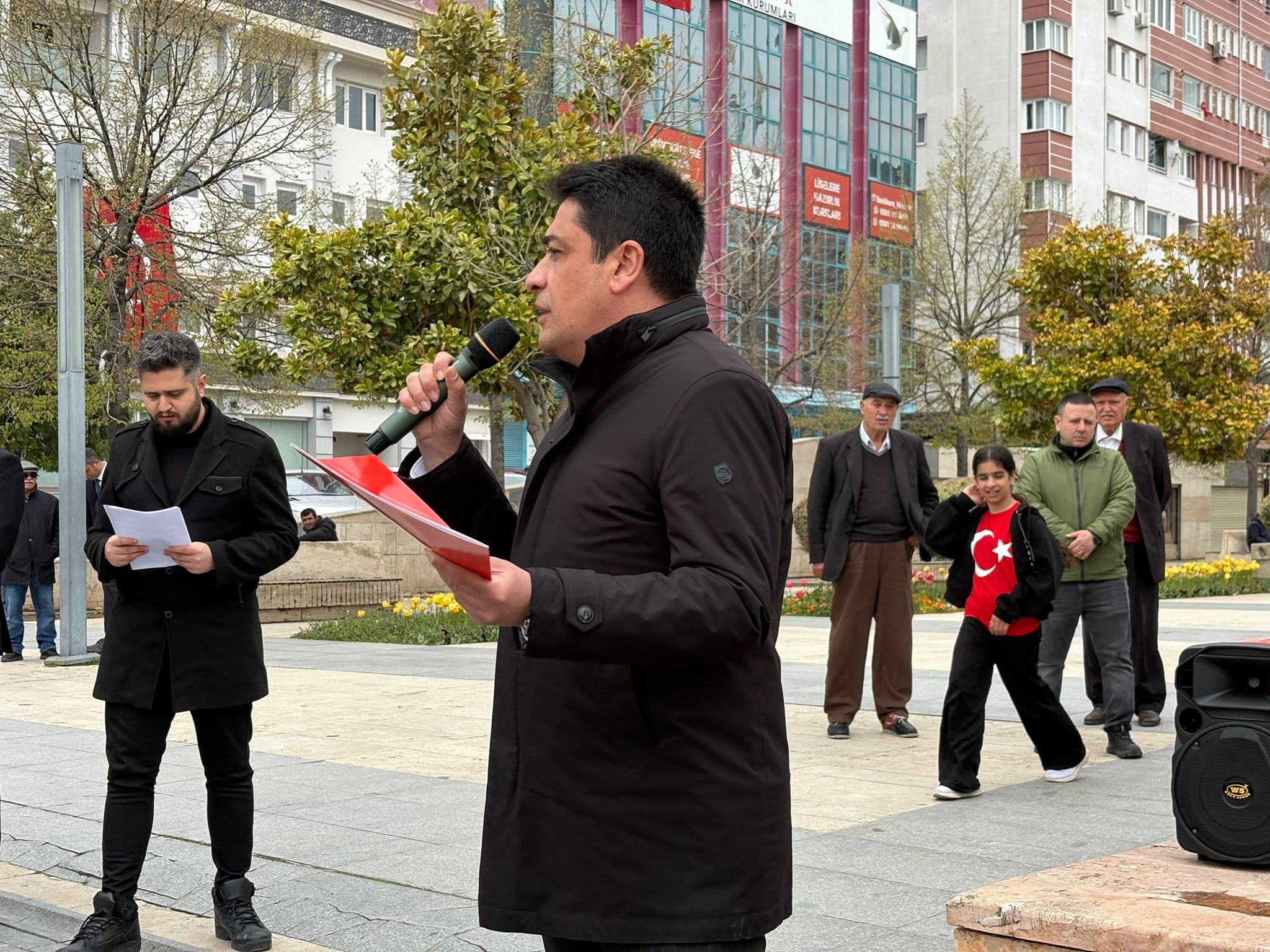 Chp Kırşehir İl Başkanlığı Atasının Huzurunda8-1