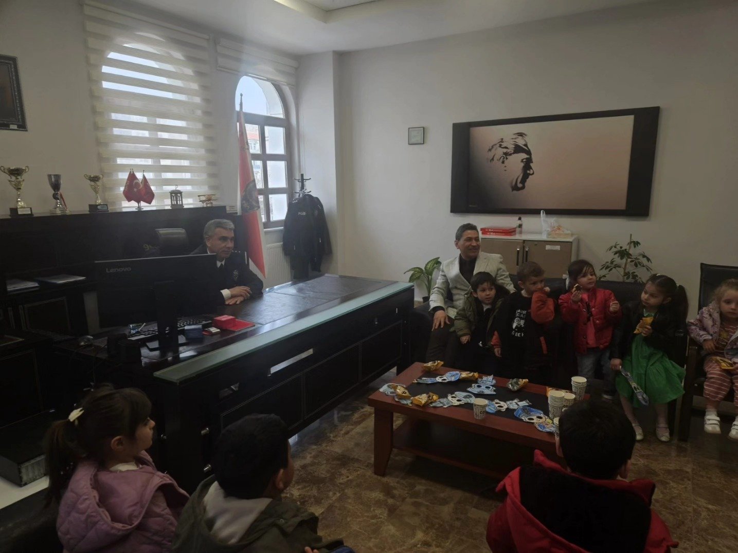 Kırşehir’de Öğrencilerden Polis Haftası Ziyareti1