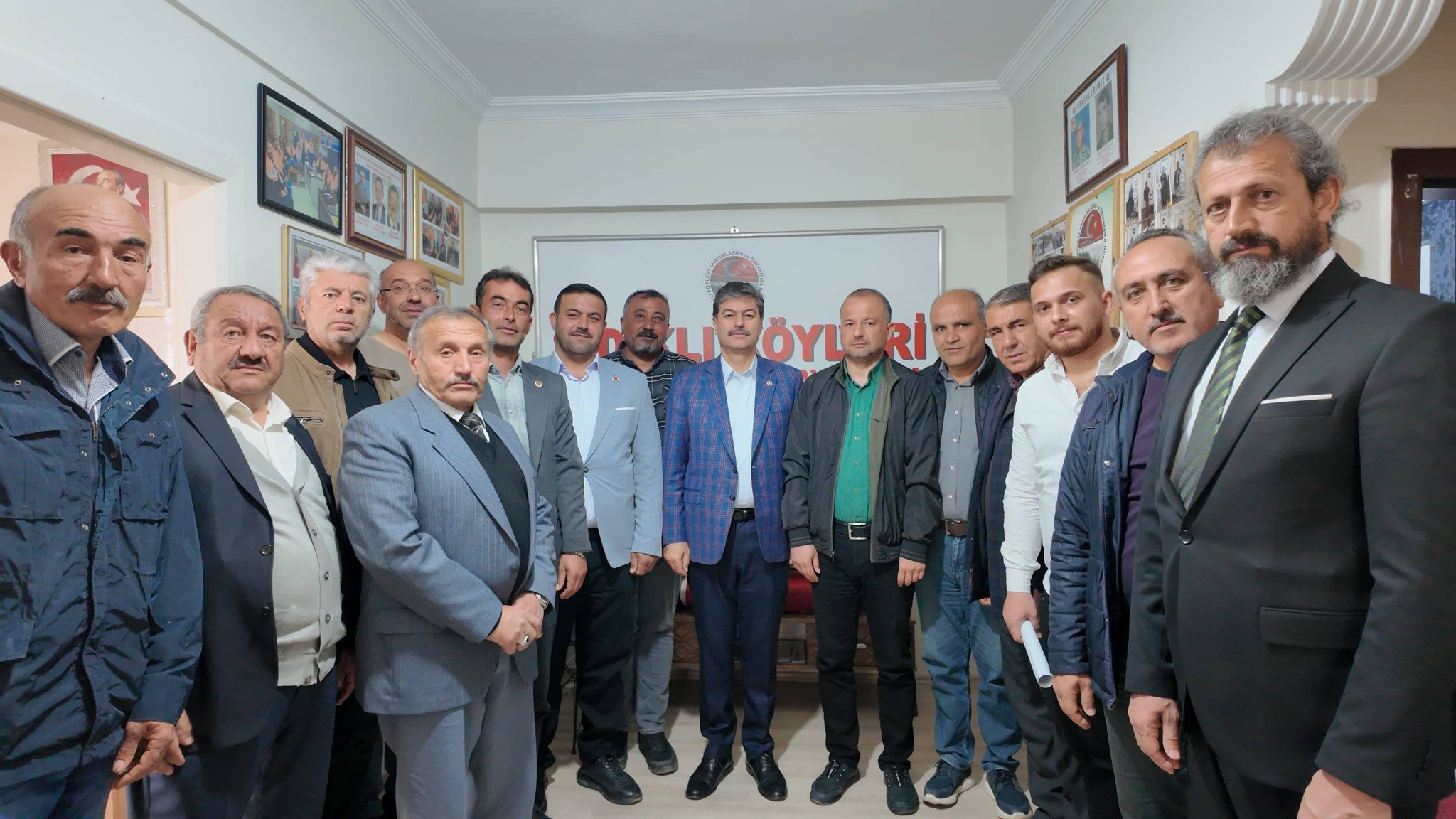 Milletvekili Necmettin Erkan’dan Sıdıklı Köyleri Derneği’ne Ziyaret