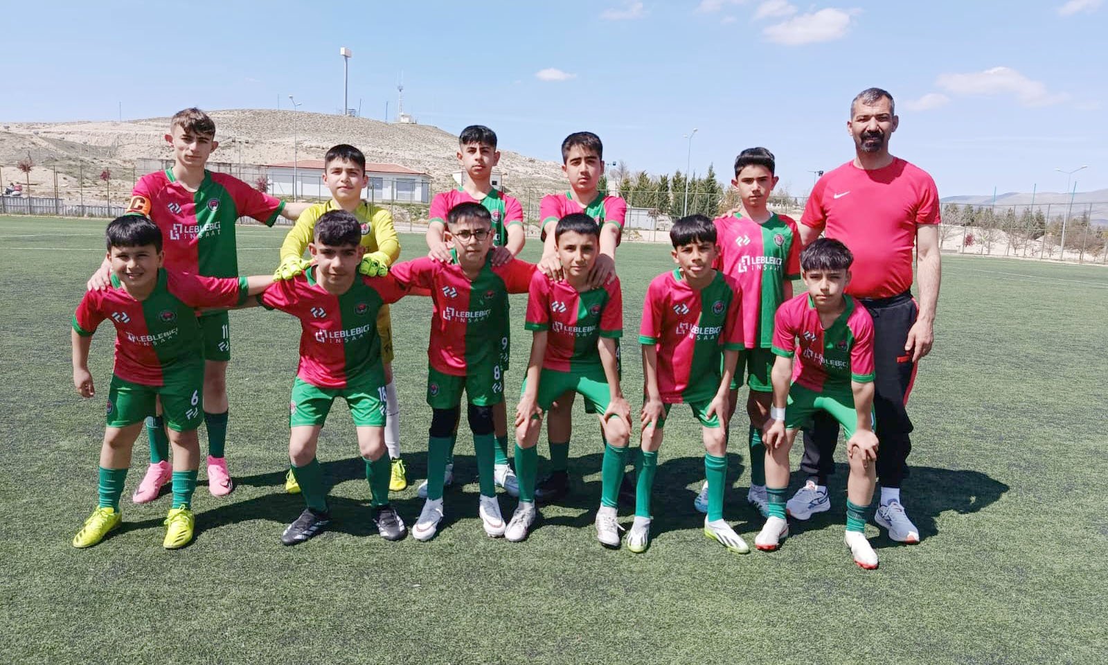 Mucur’un çocukları zirveyi zorluyor: 2-1