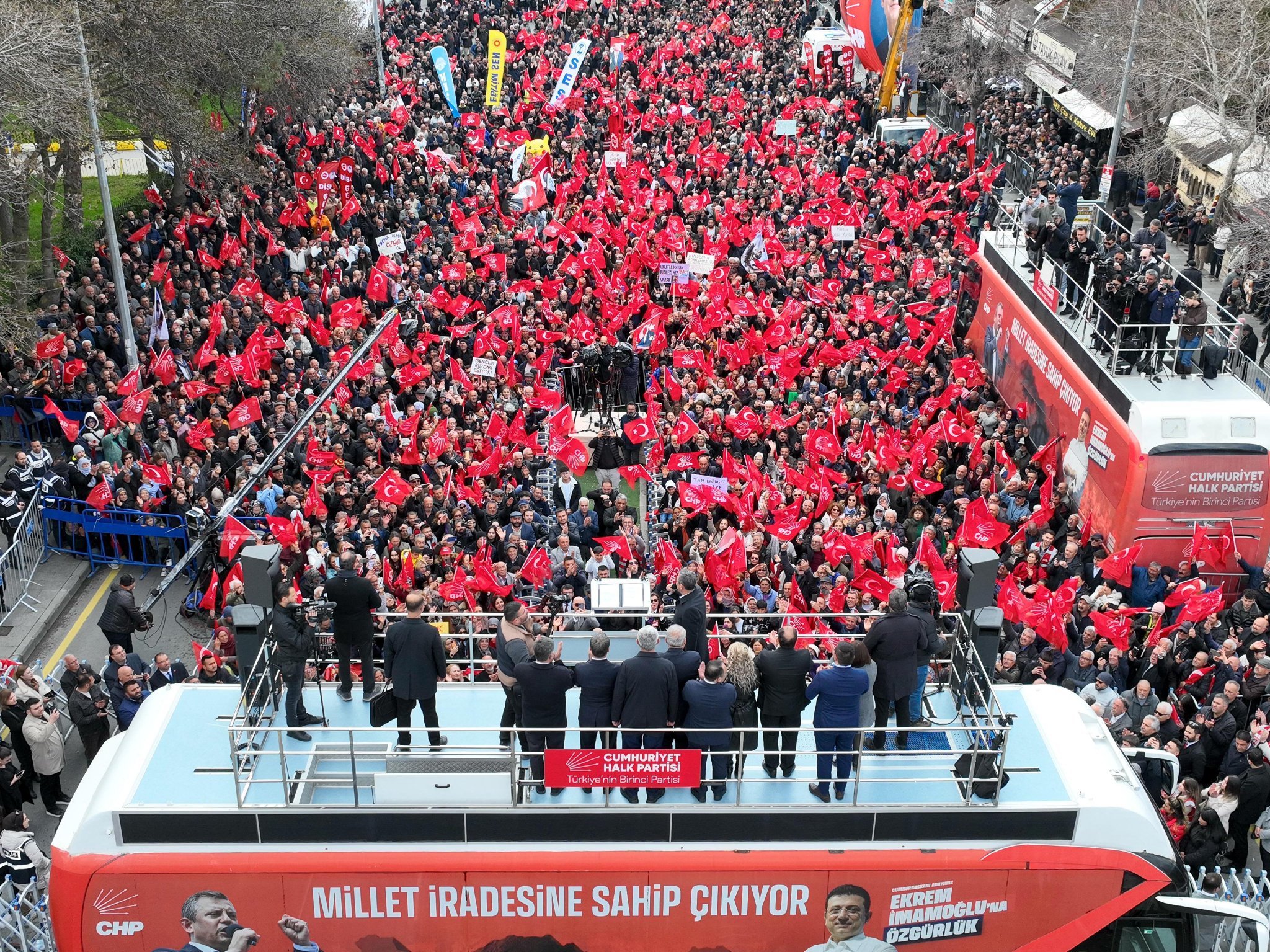 Özgür Özel Nevşehir’den Seslendi11
