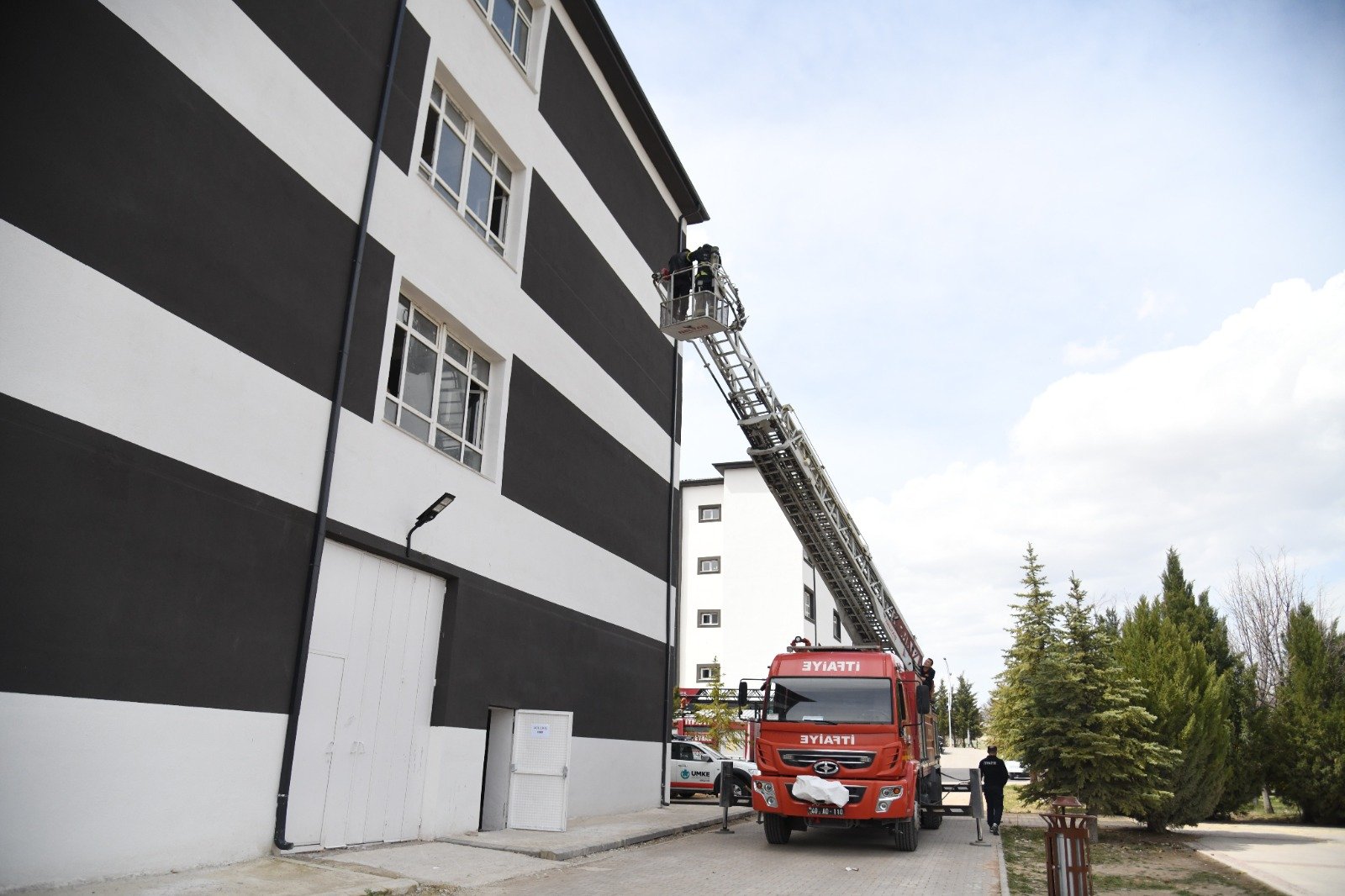 Whatsapp Image 2026 04 16 At 12.50.00 (4)