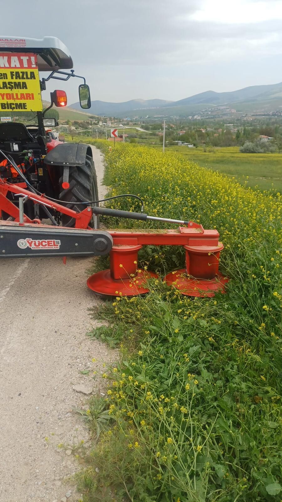 Kırşehir’de Görüş Mesafesini Engelleyen Noktalar Tek Tek Temizleniyor!2