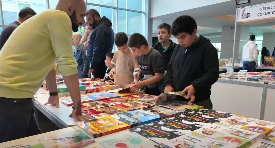 Kırşehir’de Kitap Şöleni Başladı1