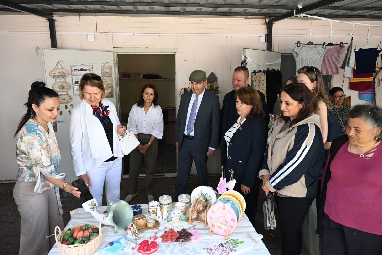 Emek Pazarıı
