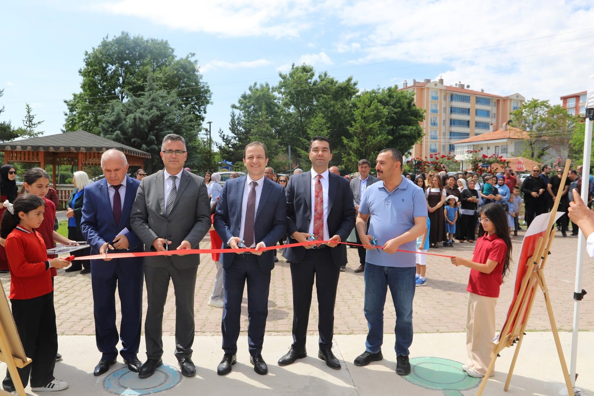 Kaman Kaymakamı Tok, Öğrencilerin El Emeği Sergisini Gezdi 4