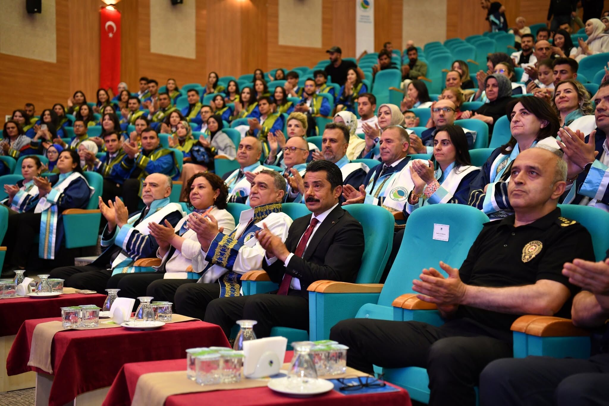 Kırşehir’de Mezuniyet Coşkusuali Demiryürek Öğrencilerle1