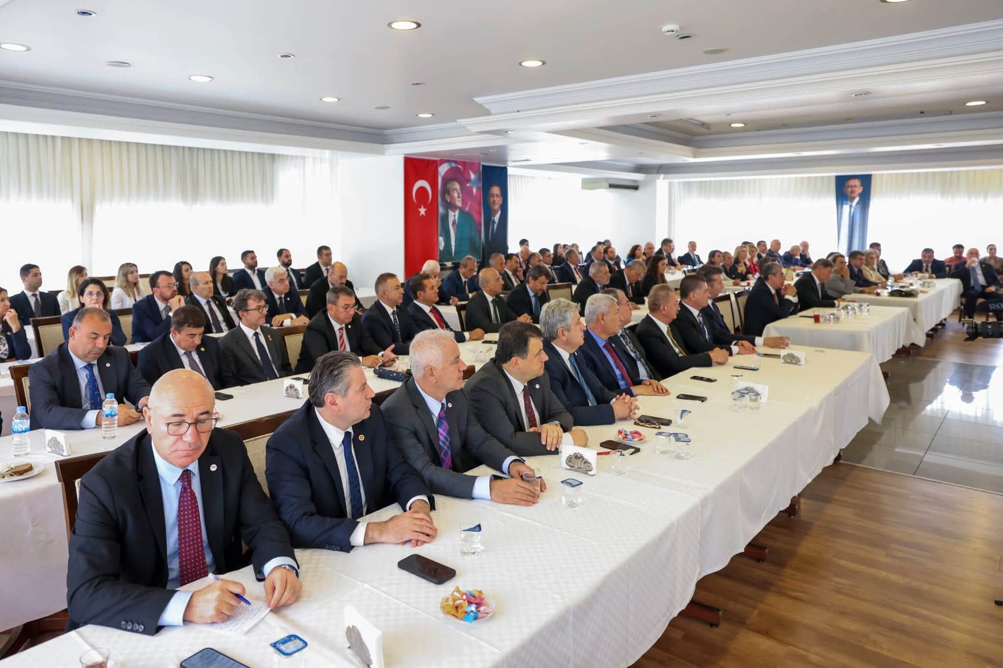 Yeni̇ Parti, Ankara'da Yeni Dönemin Yol Haritasını Belirledi1