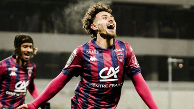 İlhan Fakılı Kimdir, Nereli ve Kaç Yaşında? Beşiktaş’ın Genç Yıldızı Hangi Takımdan Geldi? Kenan Fakılı kimdir?